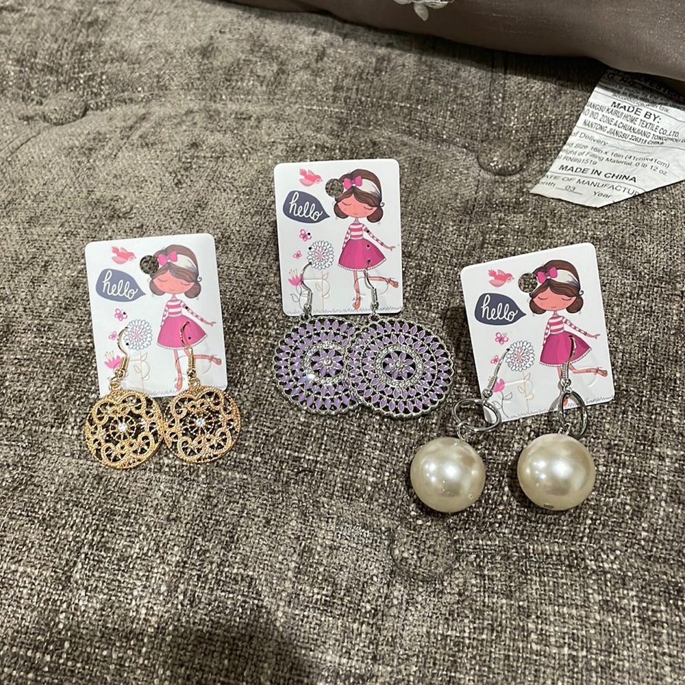 Jewelry 3 set of earrings